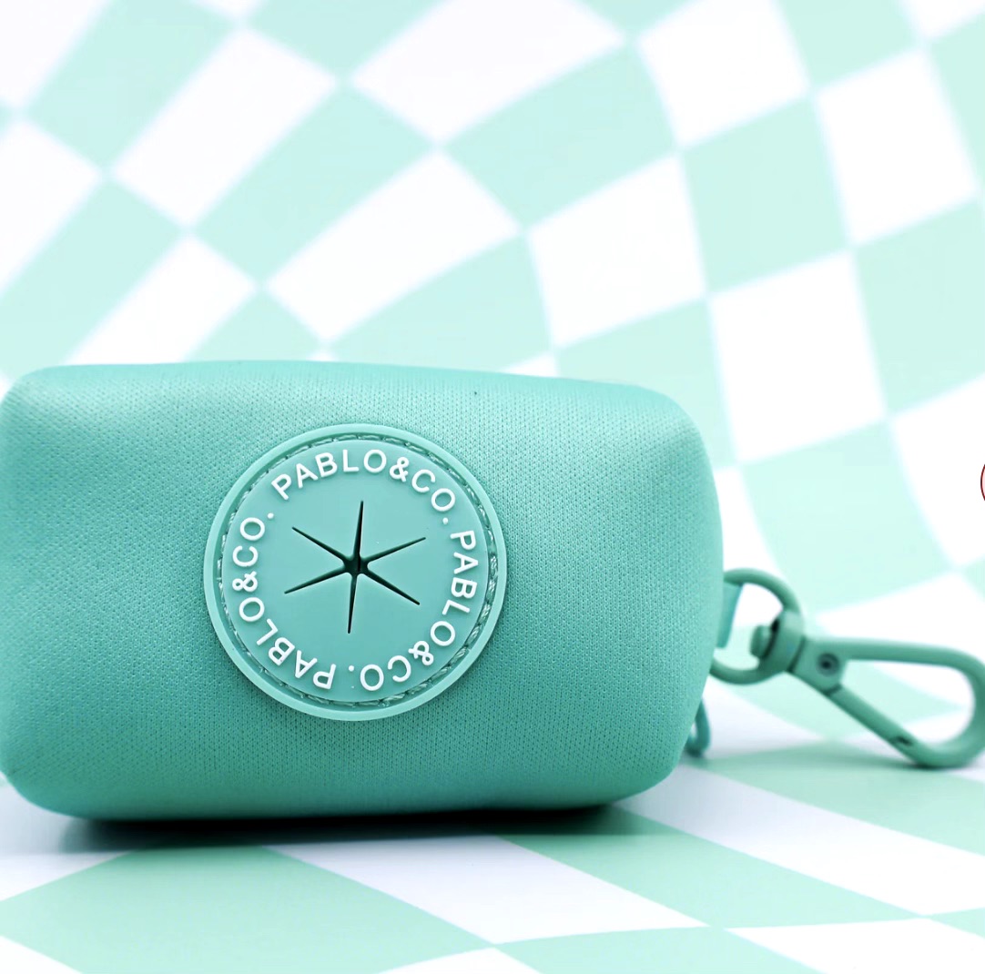 Peppermint: Poop Bag Holder